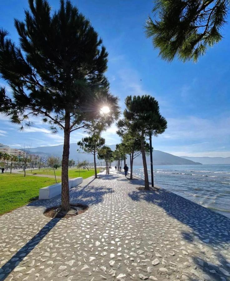 Hotel Lungomare Vlorë Exteriör bild