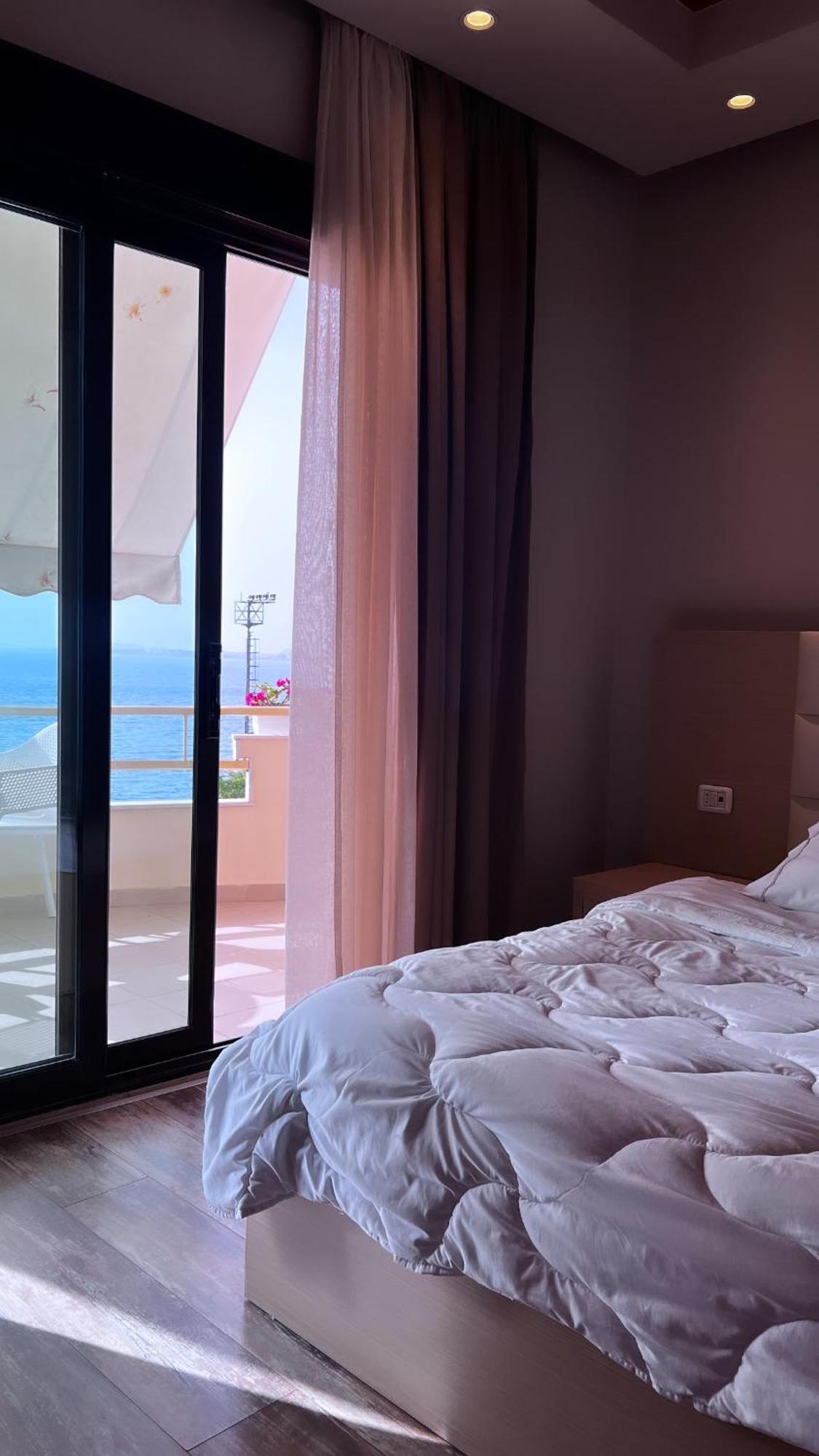 Hotel Lungomare Vlorë Exteriör bild