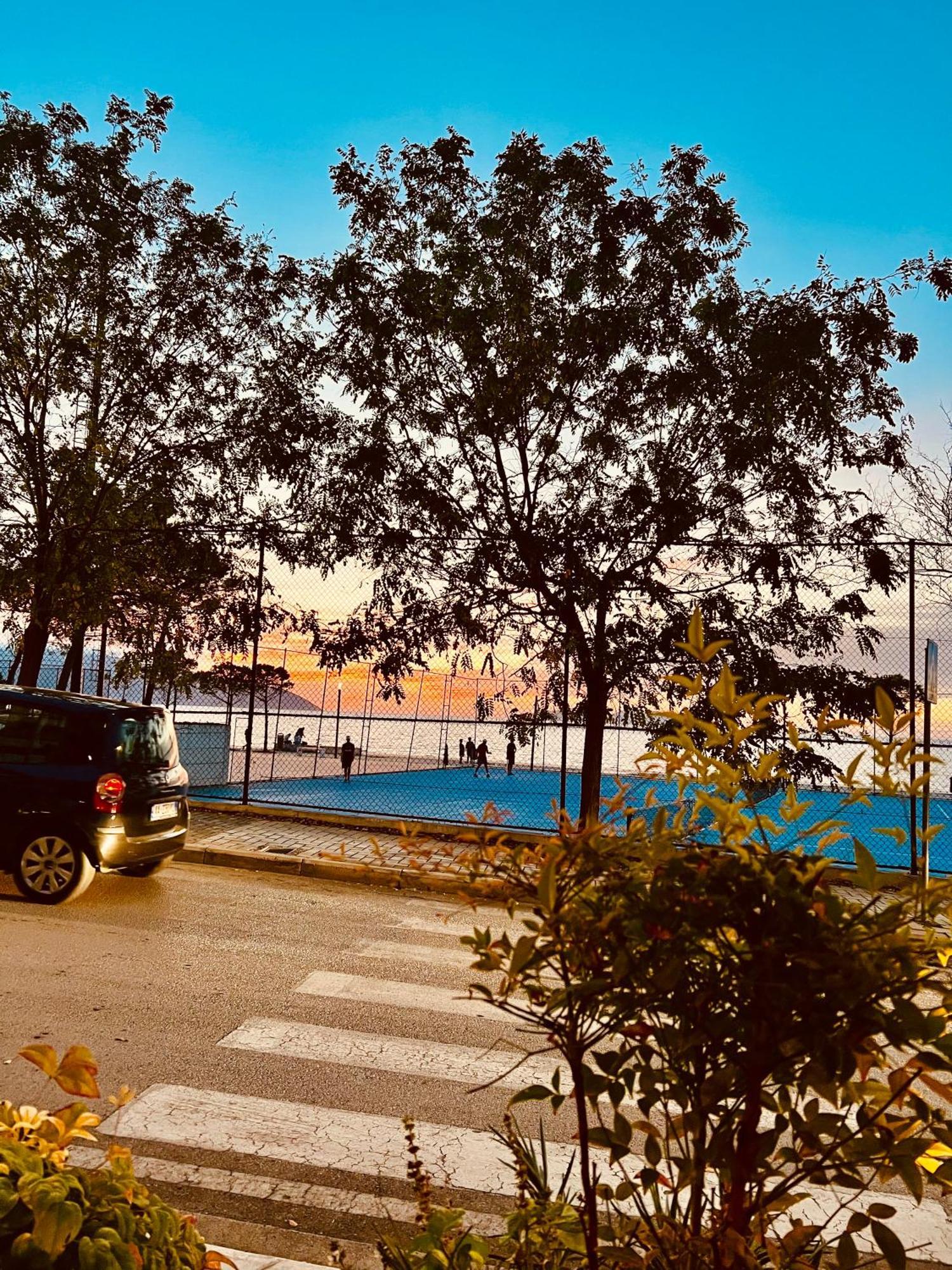 Hotel Lungomare Vlorë Exteriör bild
