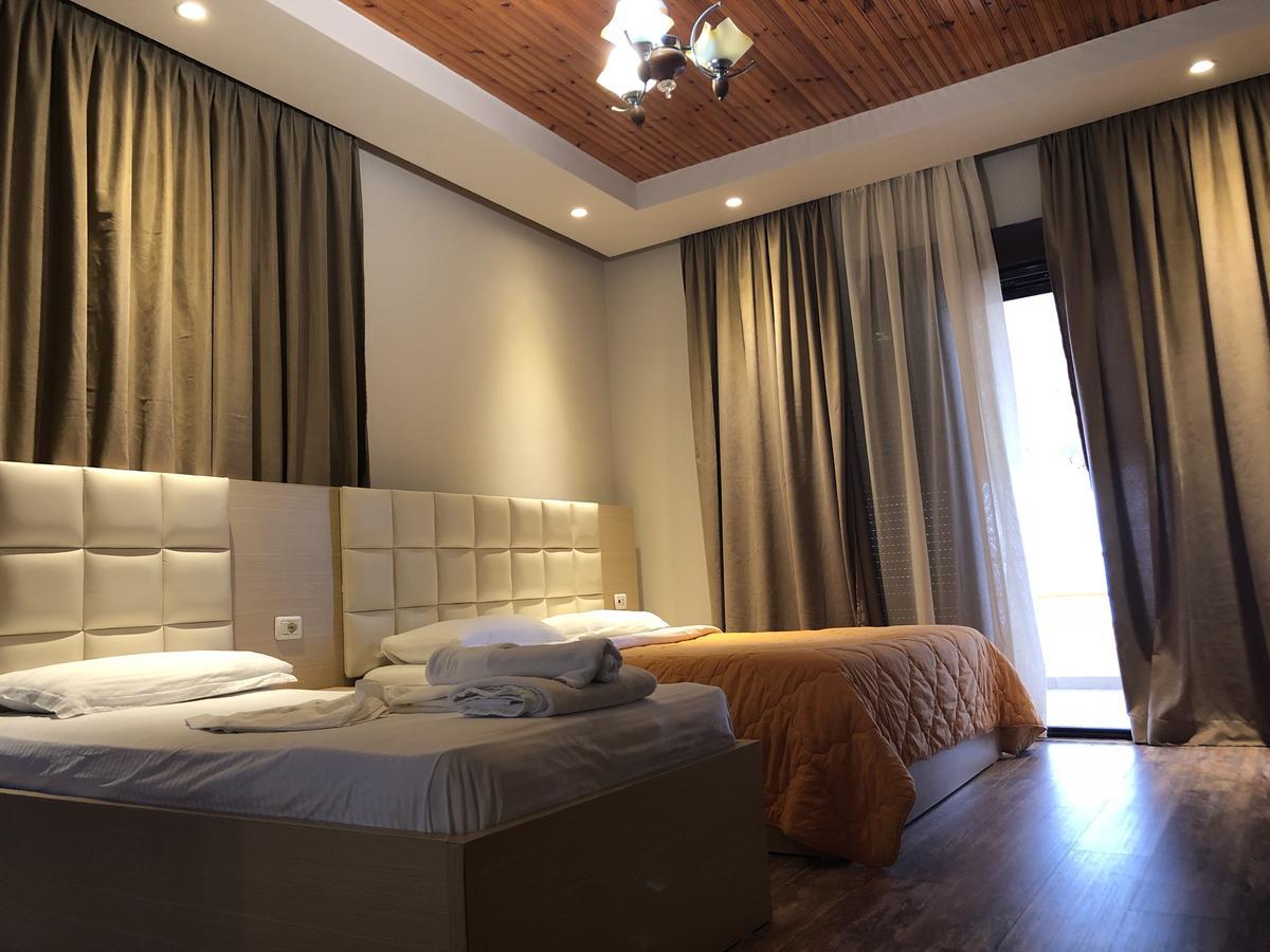 Hotel Lungomare Vlorë Exteriör bild