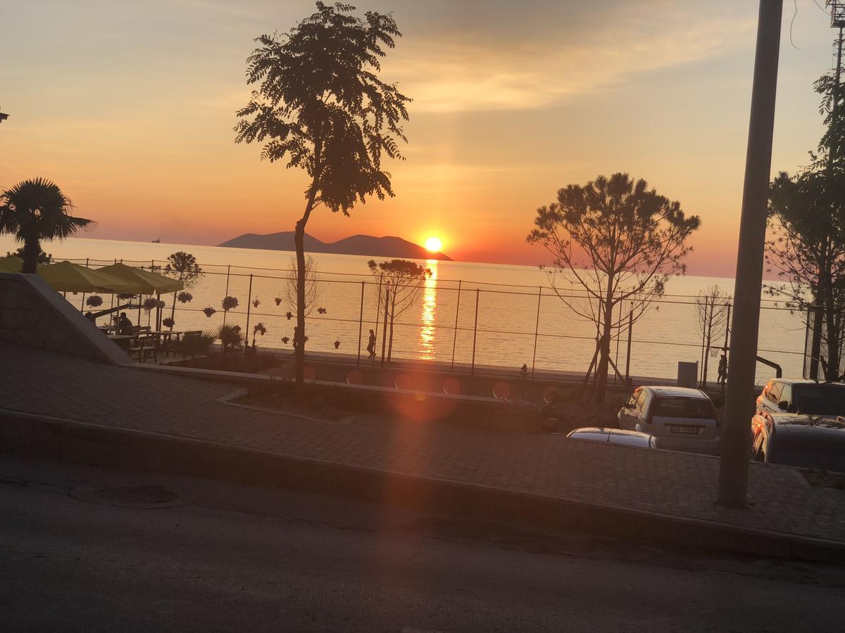 Hotel Lungomare Vlorë Exteriör bild